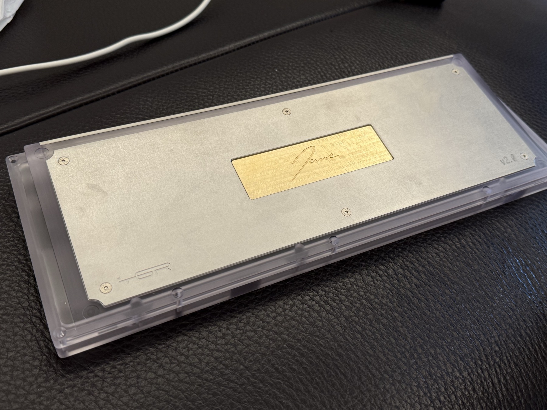 Jane v2og tribute polycarbonate keyboard with stainless backplate and copper weight