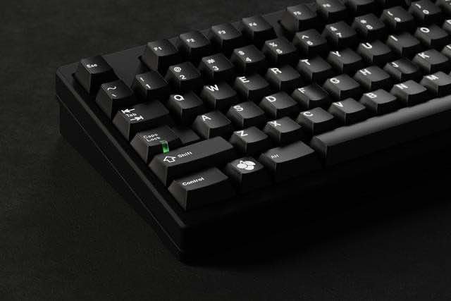 GMK WoB Shinethrough 黑二色灯帽套装 键帽图片