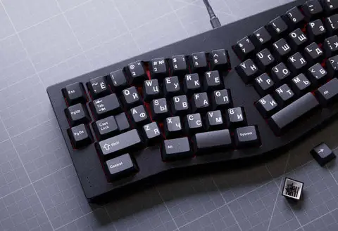 GMK Cyrillic Beige /WoB黑白俄文/灰白 键帽图片