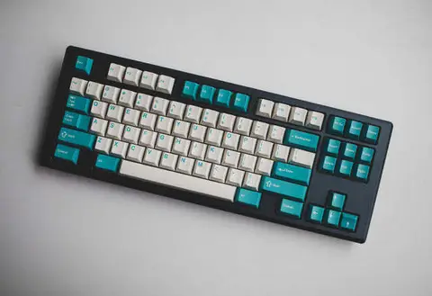 GMK Cyan 2D 青白 键帽图片