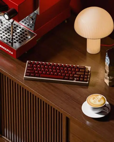 GMK CYL Cherry Love 键帽图片